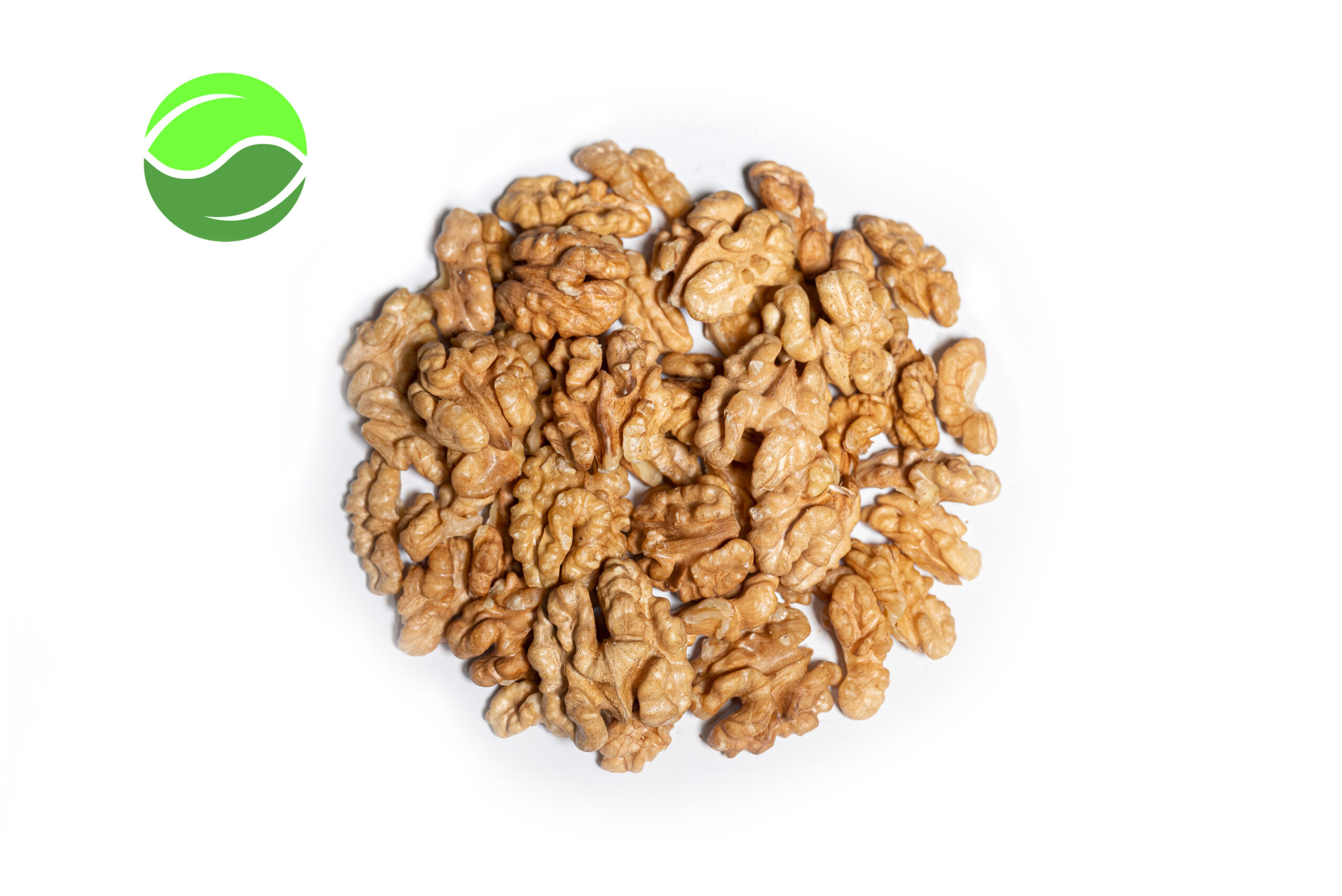 Mix light halves and quartes www.agrohills-nut.com